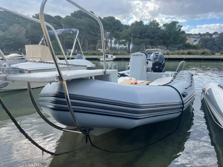 Hire a Zodiac Zodiac pro Cala Galdana