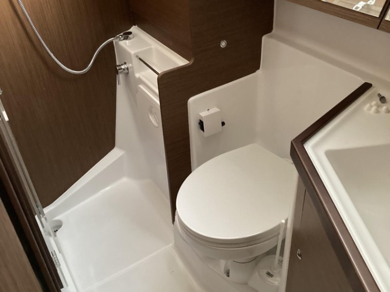 Yacht charter Alimos - Bénéteau Oceanis 40.1 on SamBoat