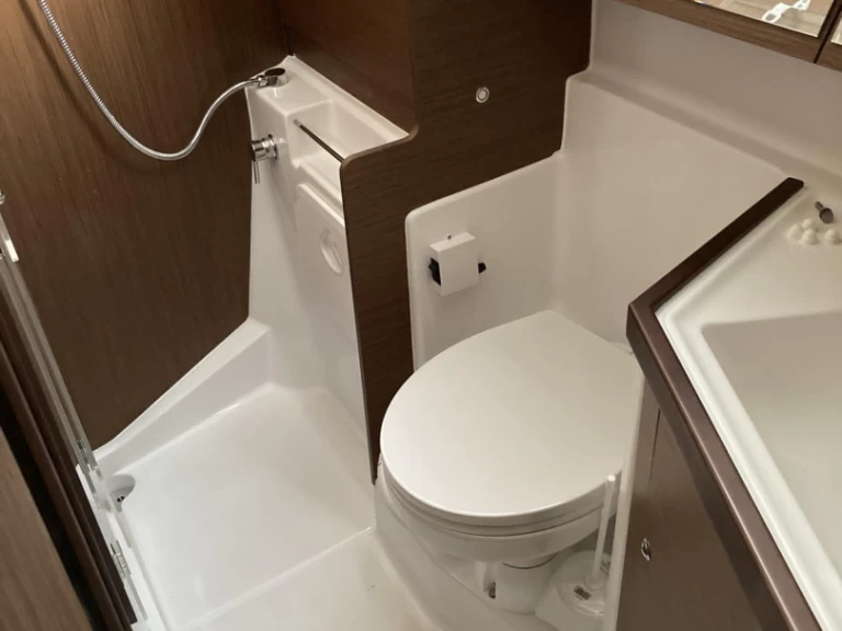 Yacht charter Alimos - Bénéteau Oceanis 40.1 on SamBoat