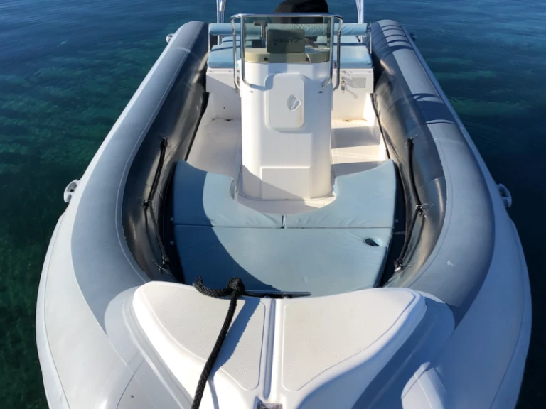 Charter a Master Master 660 OPEN in Porto-Vecchio on Samboat