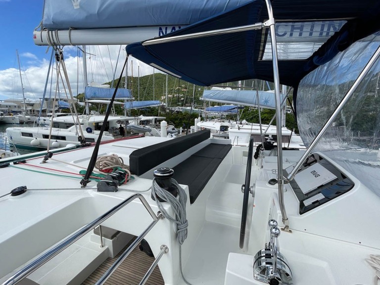 Yacht hire Road Town cheap Lagoon 450 F