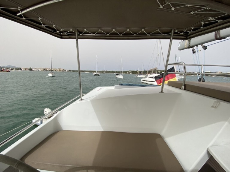 Catamaran hire in Palma de Mallorca - Fountaine Pajot Saba 50