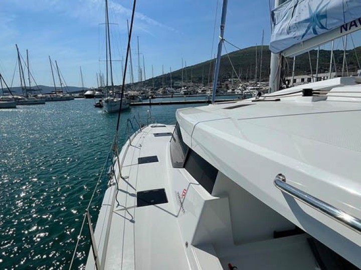 Catamaran hire in Seget Donji - Fountaine Pajot Astrea 42