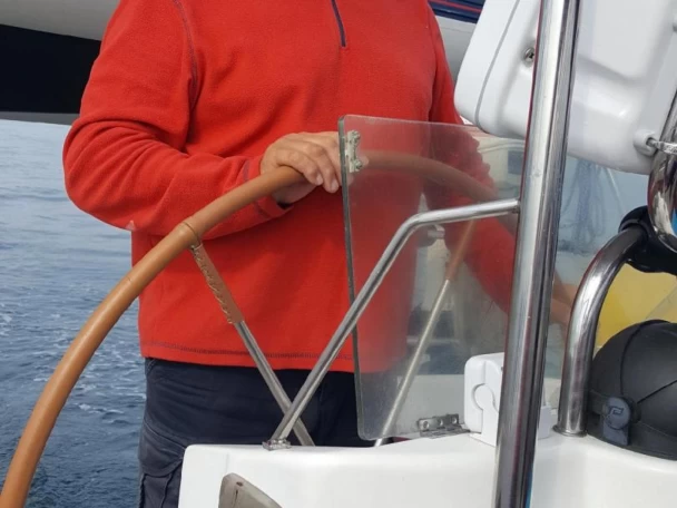 Charter a Bénéteau Oceanis 41.1 in Cherbourg-en-Cotentin on Samboat