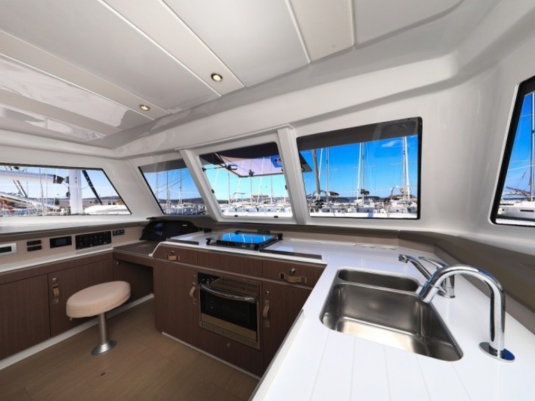 Hire a Bali Catamarans Bali Catspace Voile Biograd na Moru