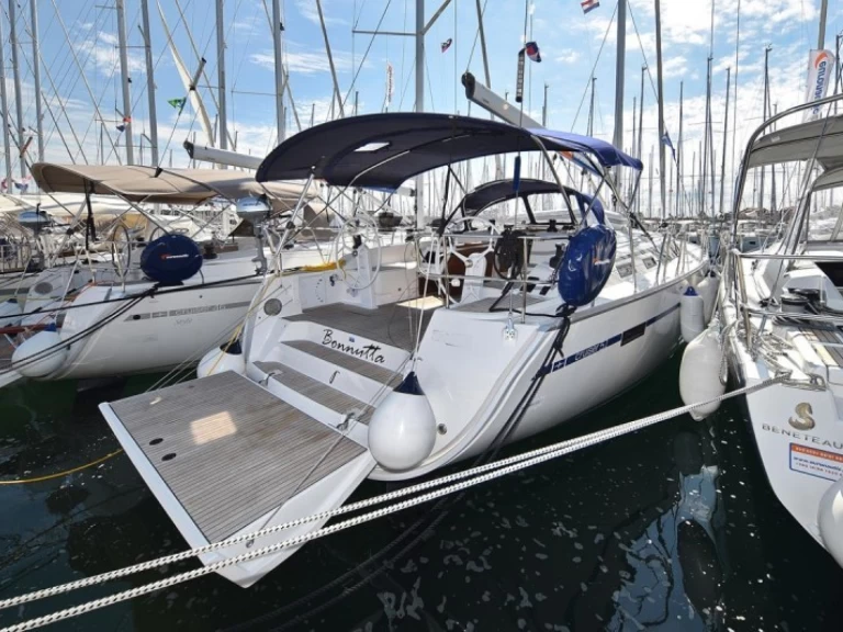 Charter a Bavaria Cruiser 51 in Biograd na Moru on Samboat