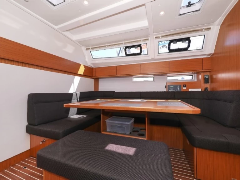 Hire Sailboat with or without skipper Bavaria Biograd na Moru