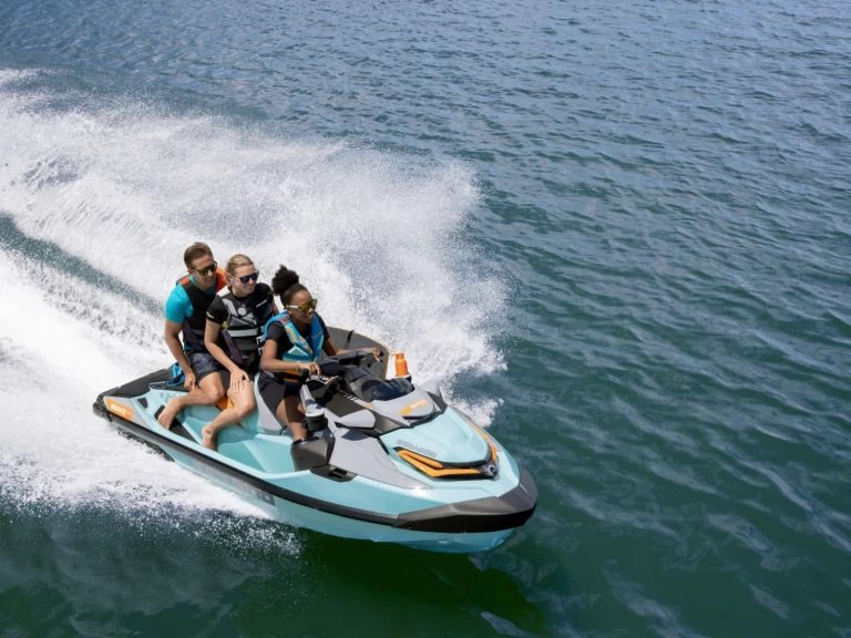 Hire a Sea-Doo GTX 230 Fréjus