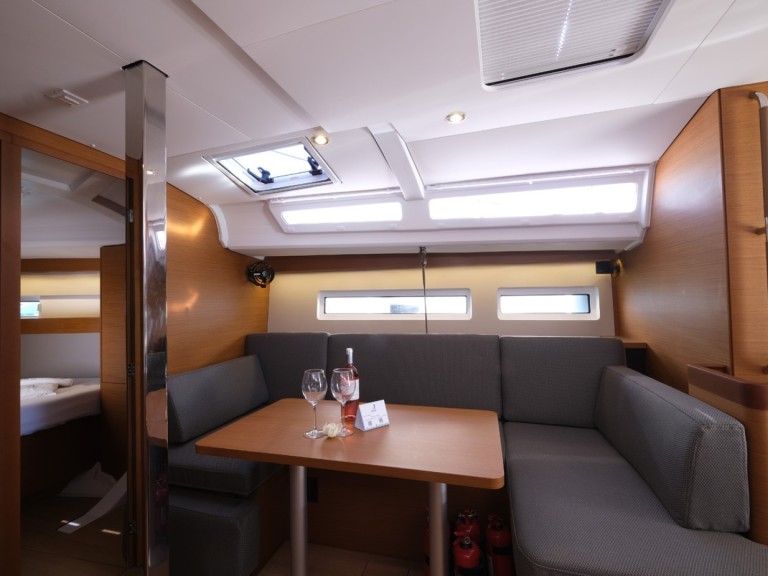 Charter a Jeanneau Sun Odyssey 440 in Göcek on Samboat