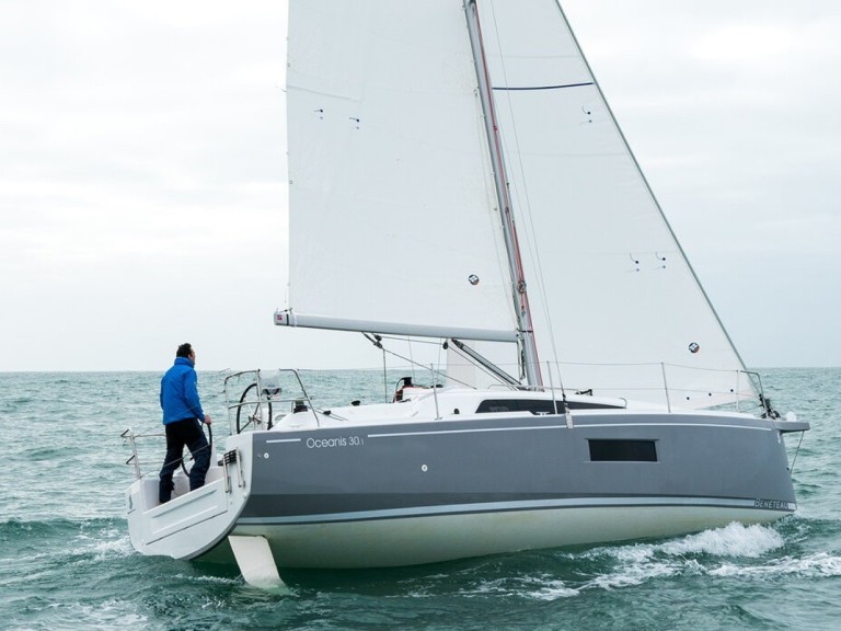 Hire Sailboat Bénéteau with a boat licence