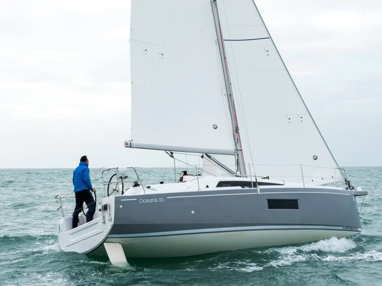 Hire Sailboat Bénéteau with a boat licence