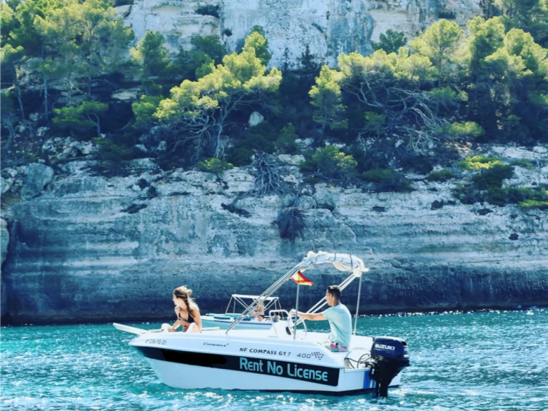 Motorboat hire in Son Bou - Compass GT 400