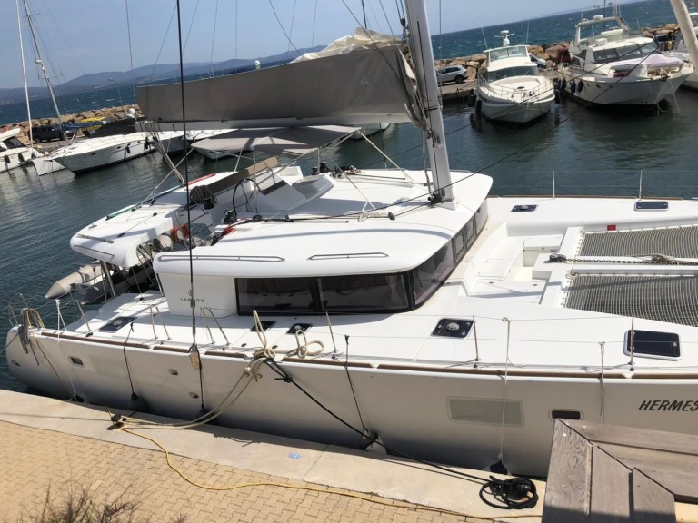 Catamaran hire in Hyères - Lagoon Lagoon 450 F