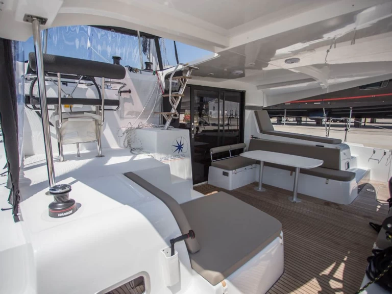 Yacht charter Seget Donji - Lagoon Lagoon 42 on SamBoat