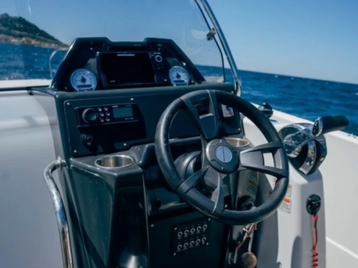 Quicksilver Activ 755 Open charter bareboat or skippered in  Marseille