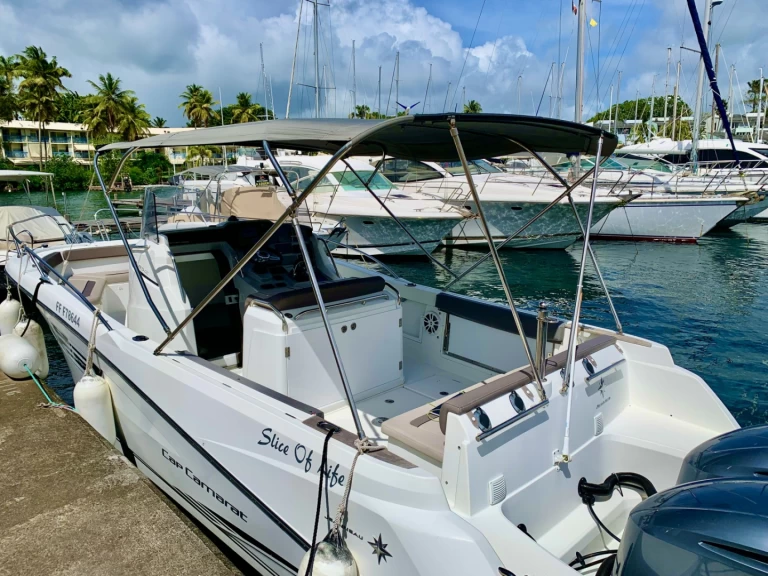 Yacht hire Les Trois-Îlets cheap Cap Camarat 8.5 CC