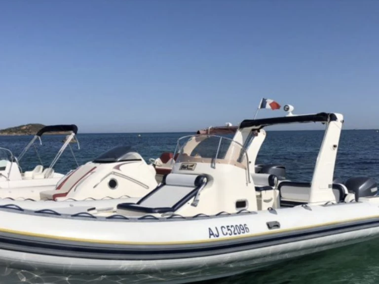 Hire a bw 900 Saint-Tropez