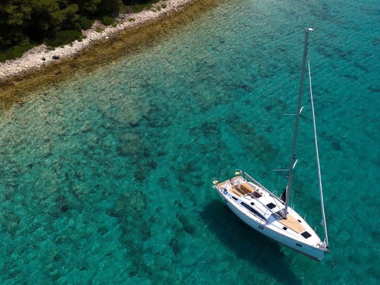 Hire Sailboat with or without skipper Elan Biograd na Moru