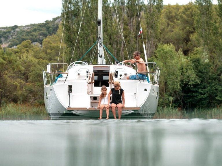 Charter a Elan Impression 45.1 in Biograd na Moru on Samboat