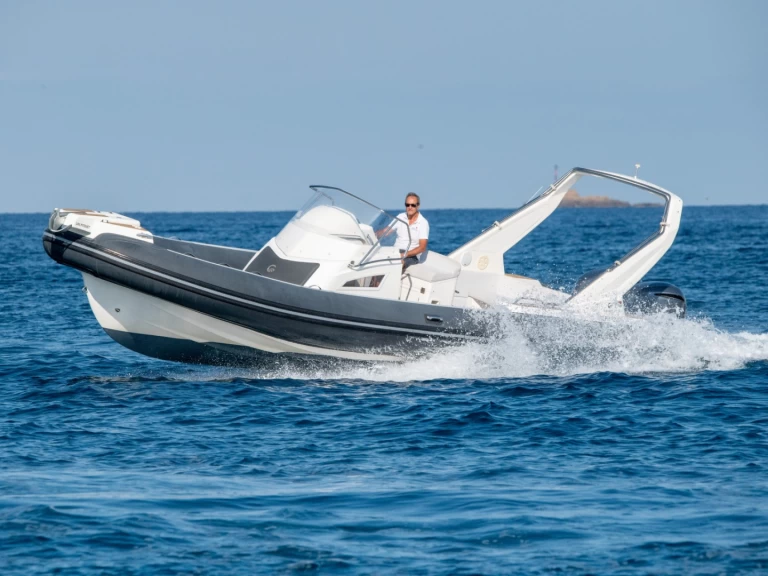 Hire RIB Capelli with a boat licence