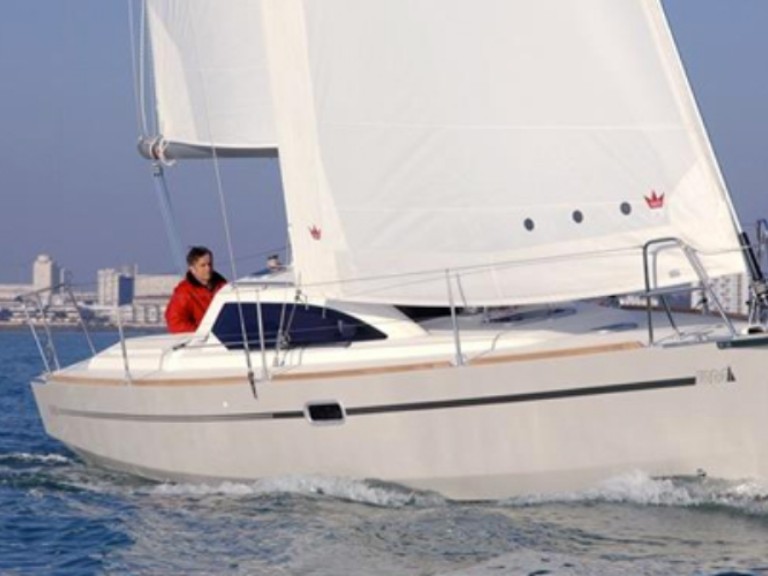 Yacht charter Port du Crouesty - RM RM 880 on SamBoat