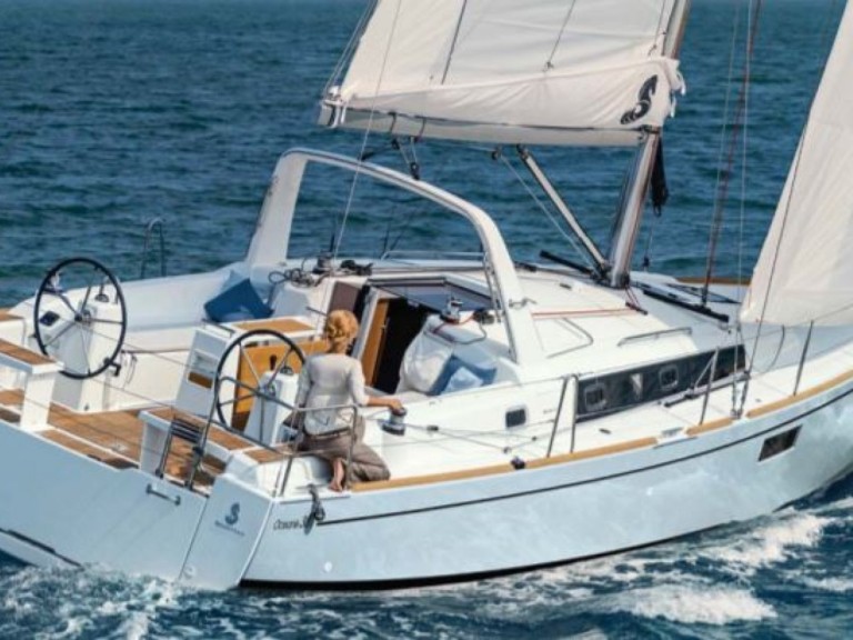 Hire Sailboat 4 with a boat licence
