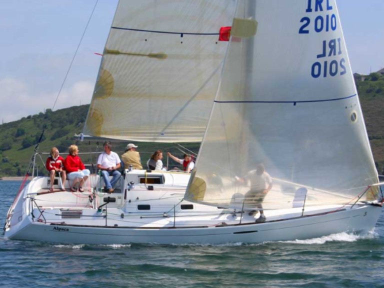 4 First 31.7 charter bareboat or skippered in  Arzon
