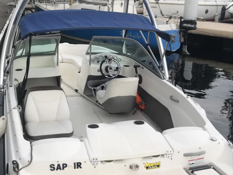 Hire Motorboat with or without skipper Bayliner Thonon-les-Bains