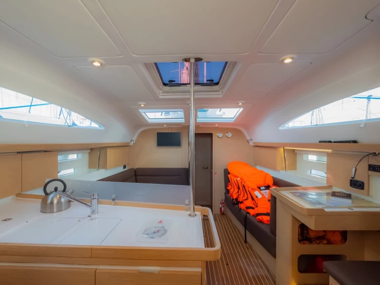 Hire Sailboat with or without skipper Elan Biograd na Moru