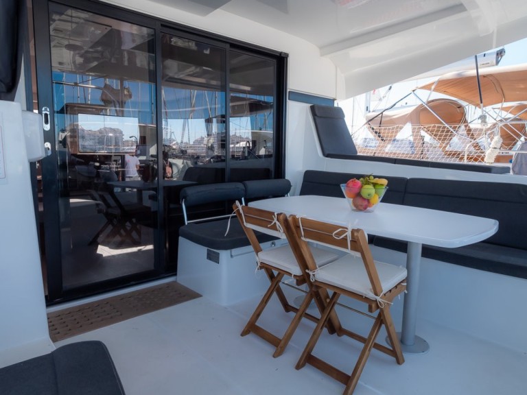 Yacht hire Biograd na Moru cheap Lagoon 42