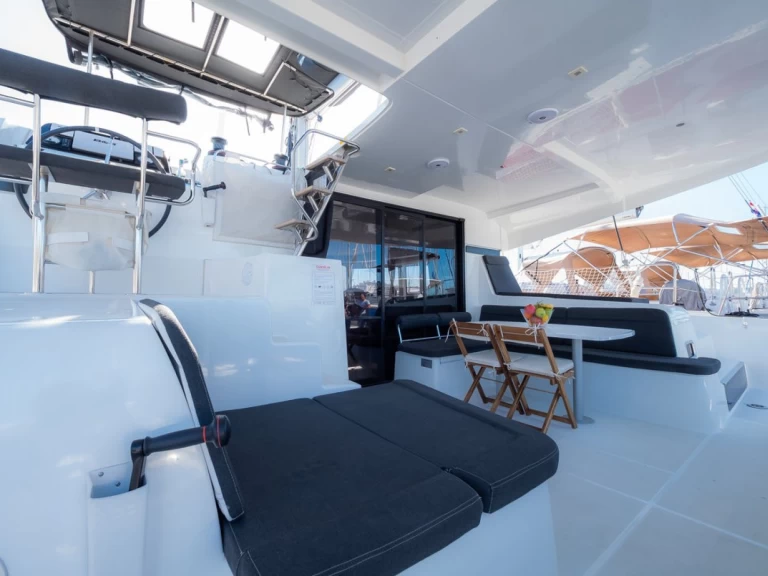 Catamaran hire in Biograd na Moru - Lagoon Lagoon 42