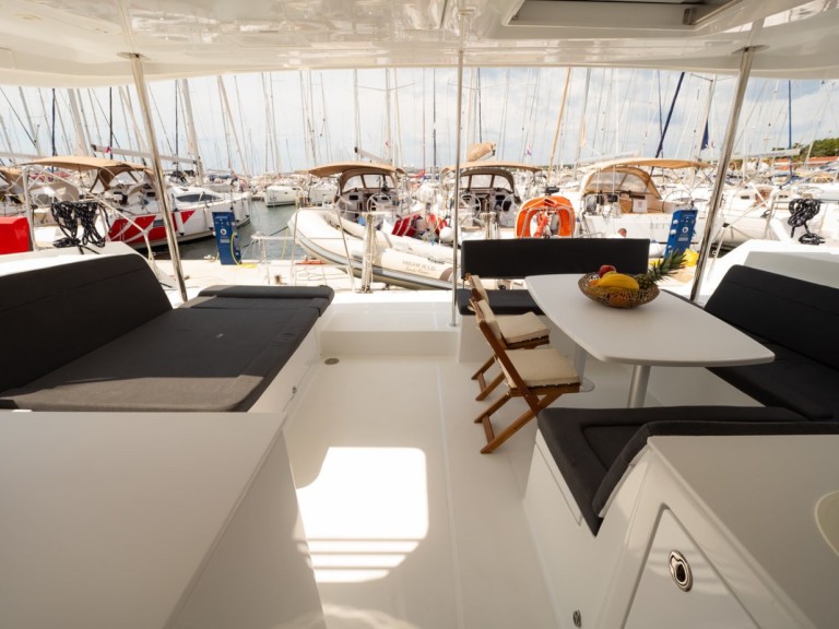 Catamaran to hire Biograd na Moru at the best price