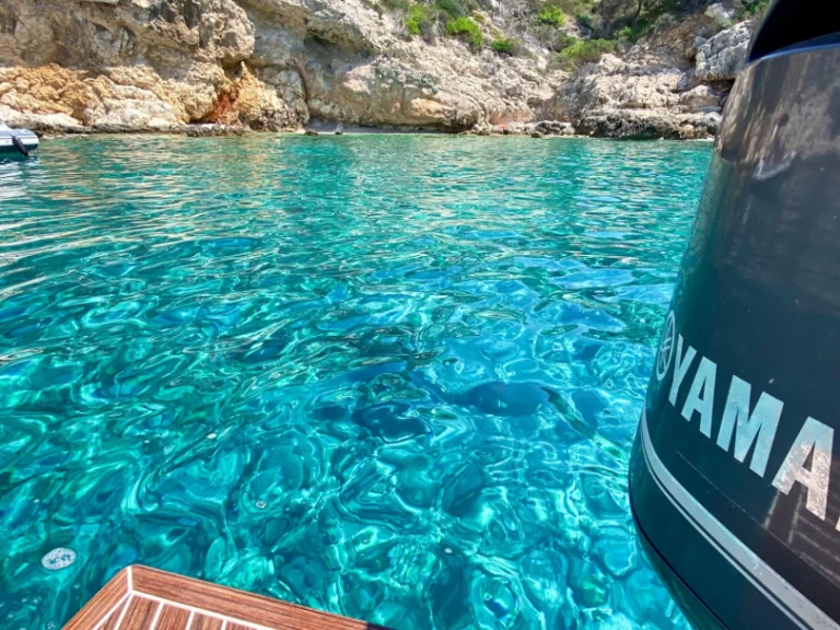 Yacht charter Milna - Nuova Jolly Prince 25 on SamBoat