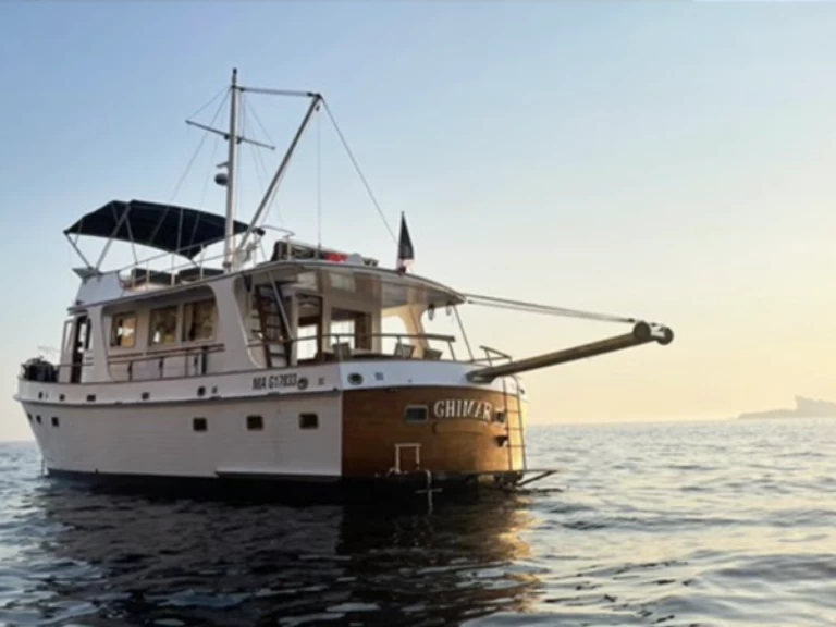 Motorboat hire in Marseille - Grand Banks Grand Banks 50