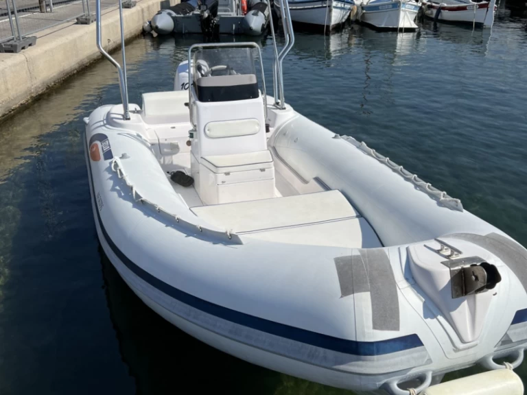 RIB to hire La Ciotat at the best price