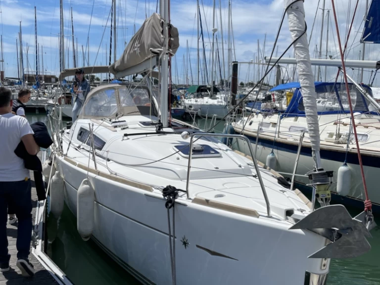 Sailboat hire in Pornic - Jeanneau Sun Odyssey 33i