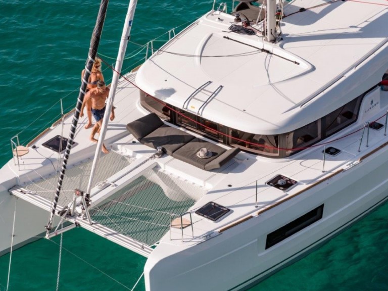 Hire a Lagoon Lagoon 40 Punat