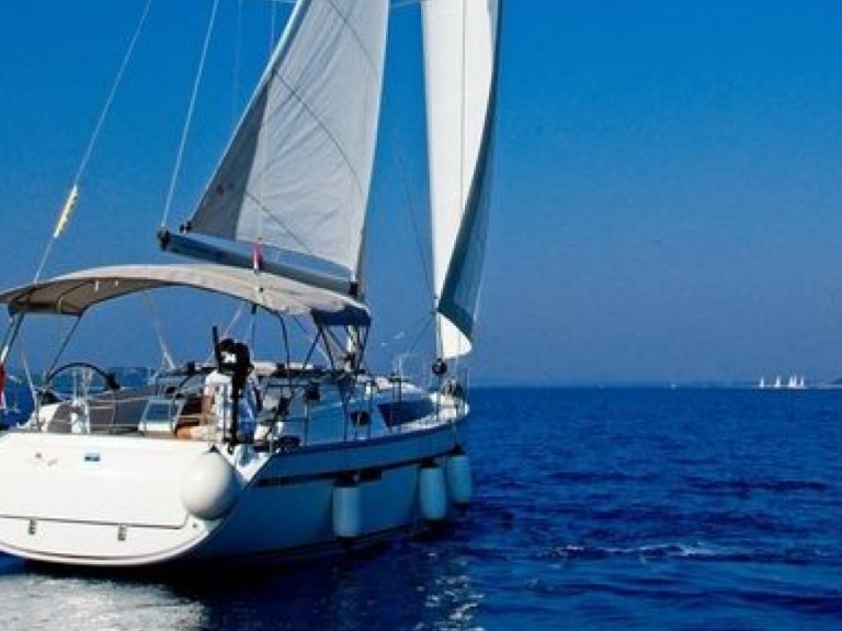 Hire Sailboat Bavaria with a boat licence