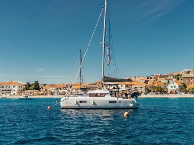 Hire Catamaran with or without skipper Lagoon Šibenik
