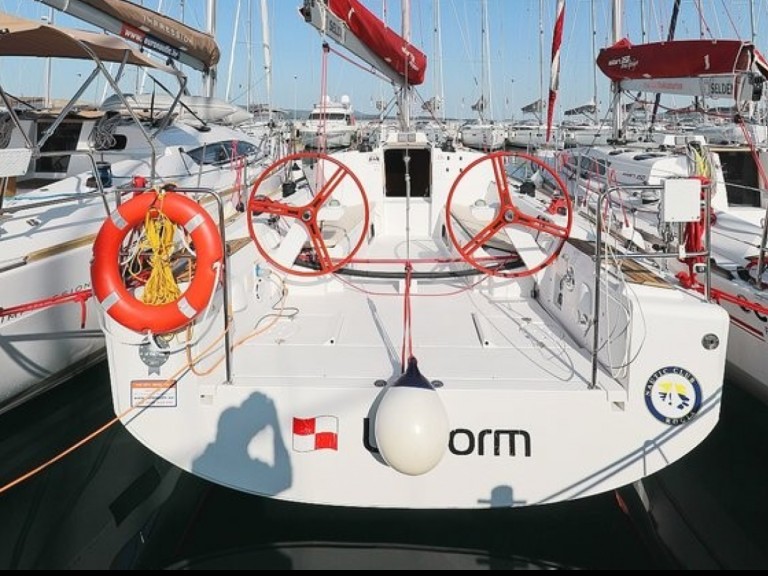 Hire a Elan Elan 350 Performance Biograd na Moru