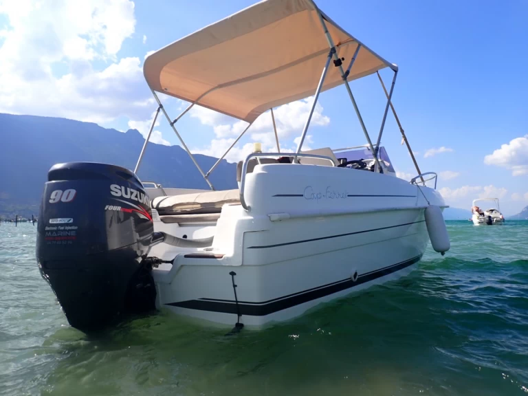 B2 Marine Cap Ferret 552 Sun Deck charter bareboat or skippered in  Aix-les-Bains