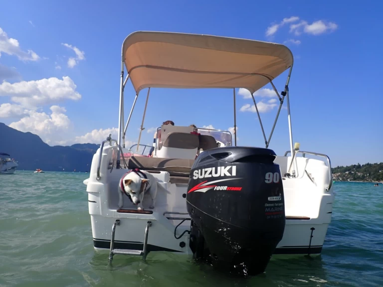 Hire a B2 Marine Cap Ferret 552 Sun Deck Aix-les-Bains