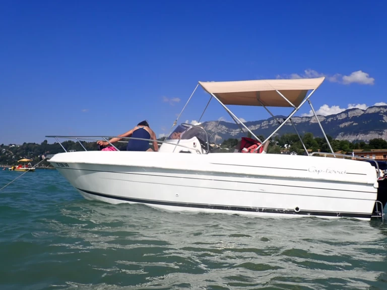 Yacht hire Aix-les-Bains cheap Cap Ferret 552 Sun Deck