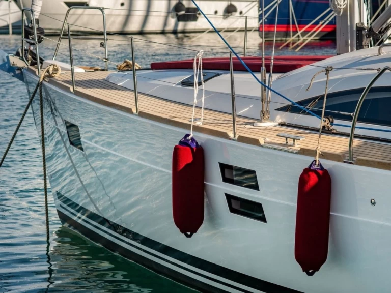 Sailboat hire in Kaštela - Elan Impression 45.1