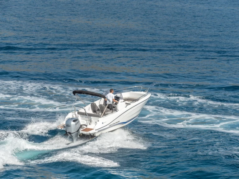 Hire Motorboat with or without skipper Jeanneau Trogirski Zaliv