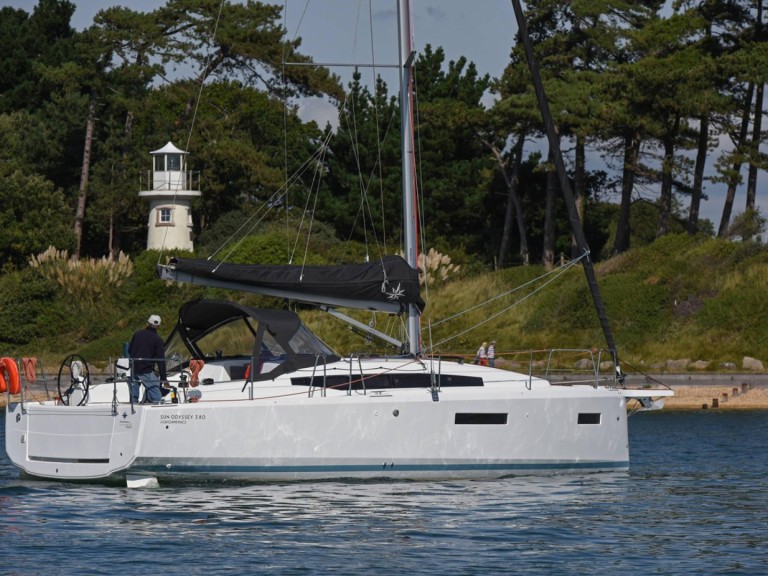 Charter a Jeanneau Sun Odyssey 380 Performance in Biograd na Moru on Samboat