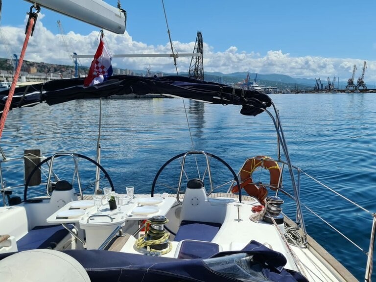 Yacht hire Rijeka cheap Bavaria 44