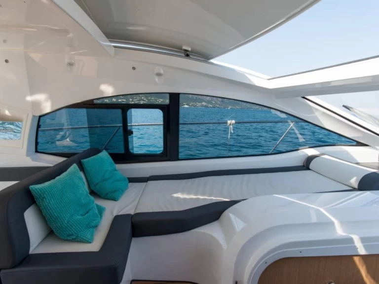 Hire Luxury Yacht with or without skipper Bavaria Gouvia