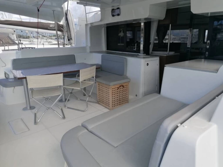 Yacht hire Gouvia cheap Lagoon 46