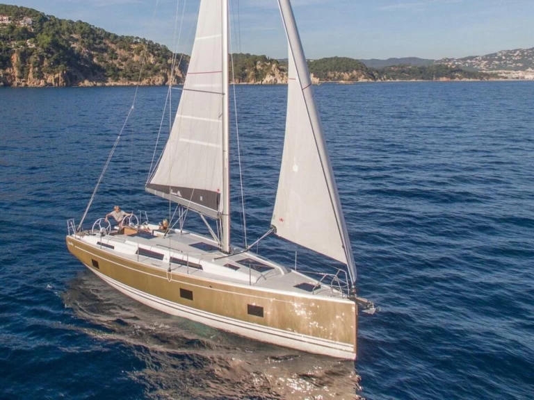 Sailboat to hire Punat at the best price